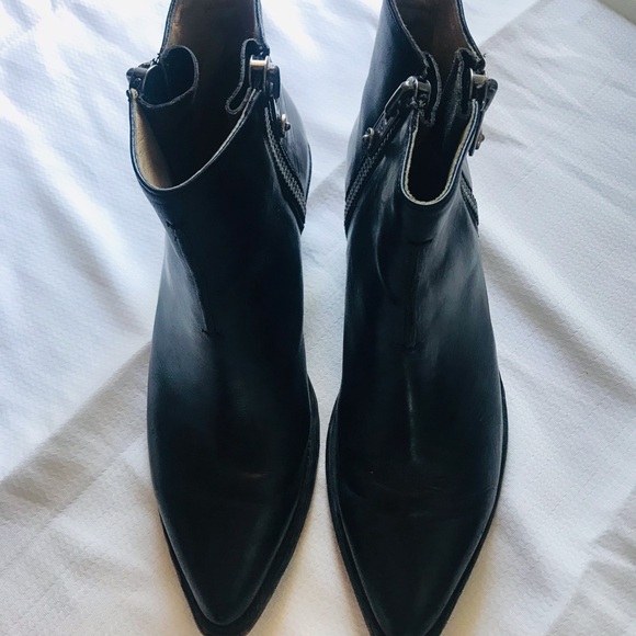 Frye
Women's Sacha Western Low-Heel Moto Booties - Picture 14 of 16